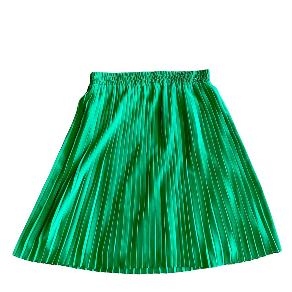 Roz & Ali Dark Green Pleated Skirt
